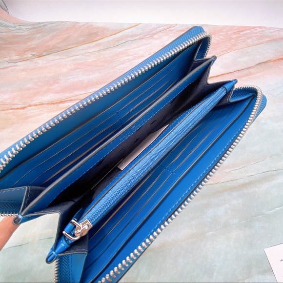 Kate Spade large Wallet - Picture 11 of 15